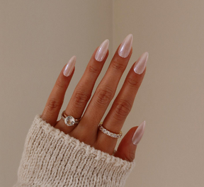 DIPSY | Pearl nails